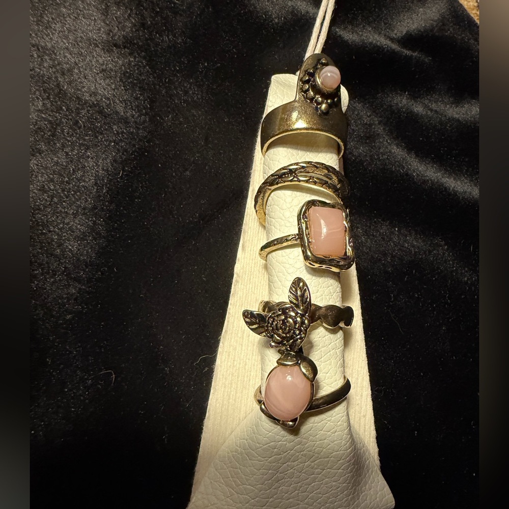 Free People Antique Gold Tone & Pink Stones Set of 5 Rings- Statement Stack NWT - Picture 2 of 5